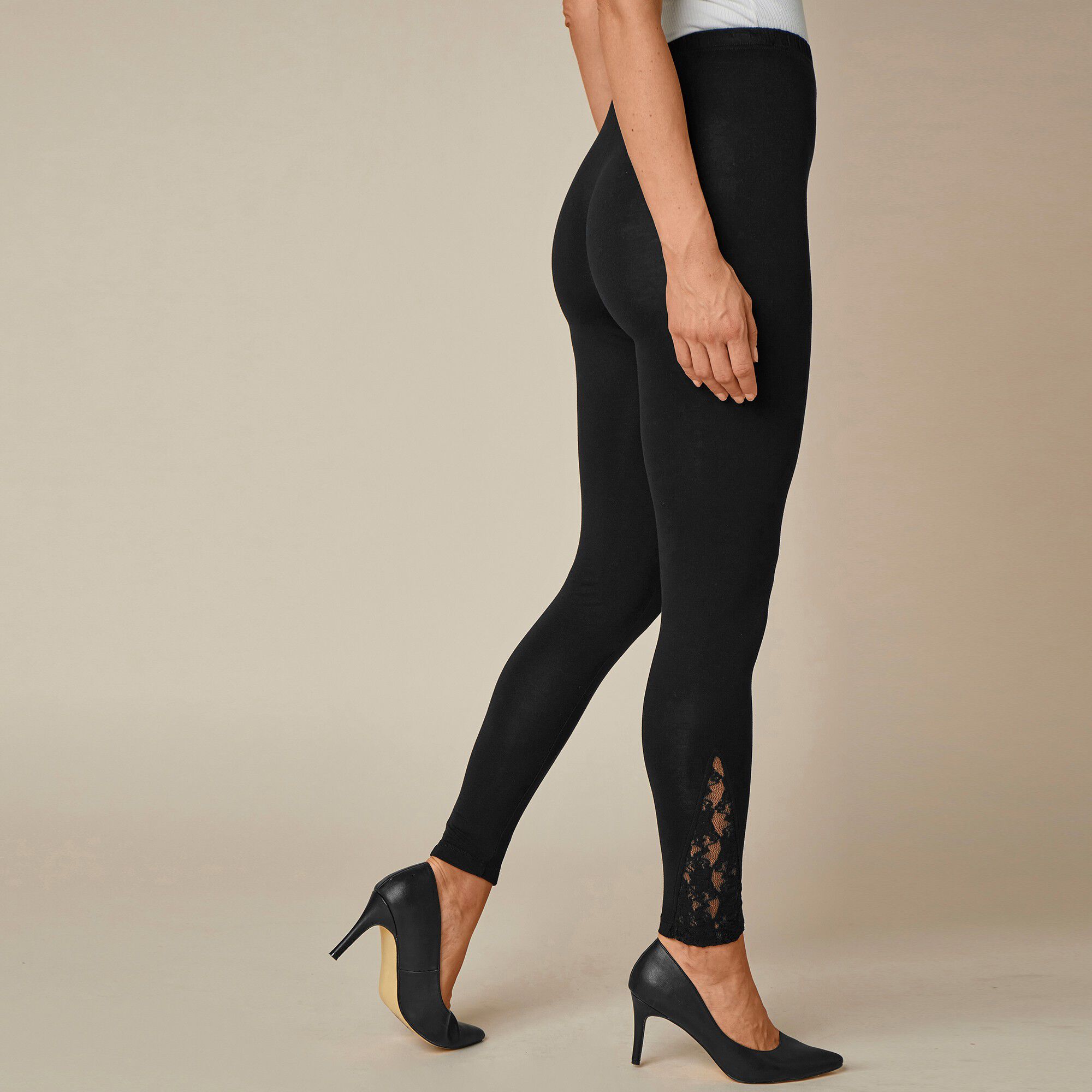 legging avec dentelle