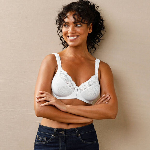 Soutien-gorge emboîtant en maille satinée et dentelle « Stelina" - avec armatures (blanc)