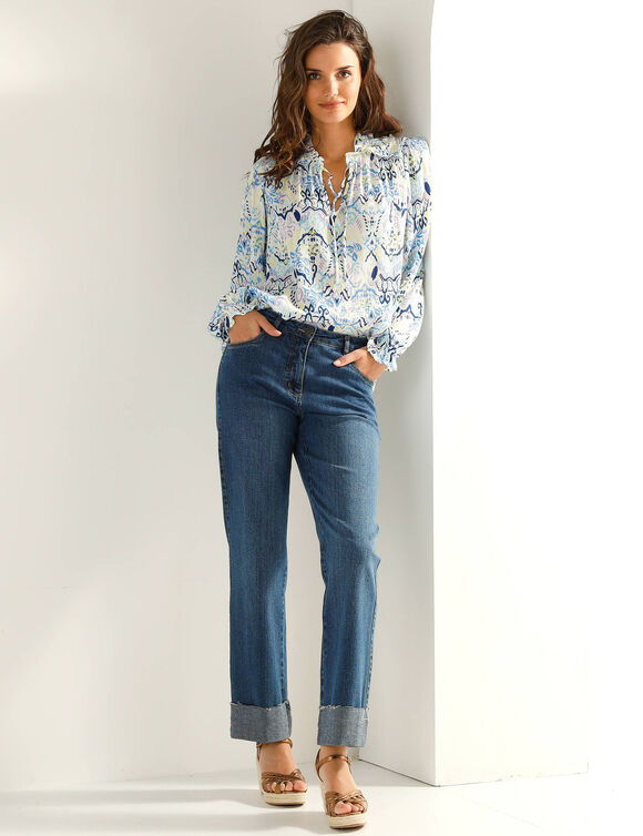 Blouse smock&eacute;e col volant&eacute;, voile imprim&eacute;e (&eacute;cru / bleu)