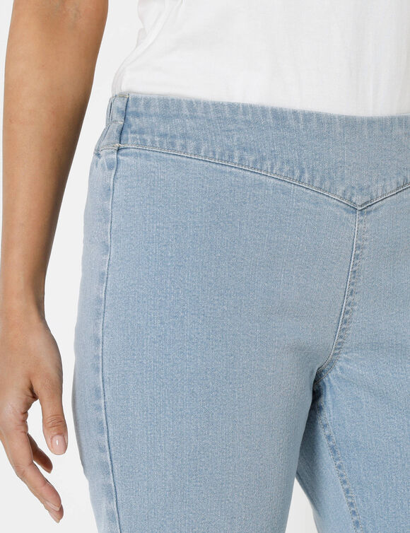 Pantacourt fusel&eacute; en jean, ceinture ventre plat (bleached)