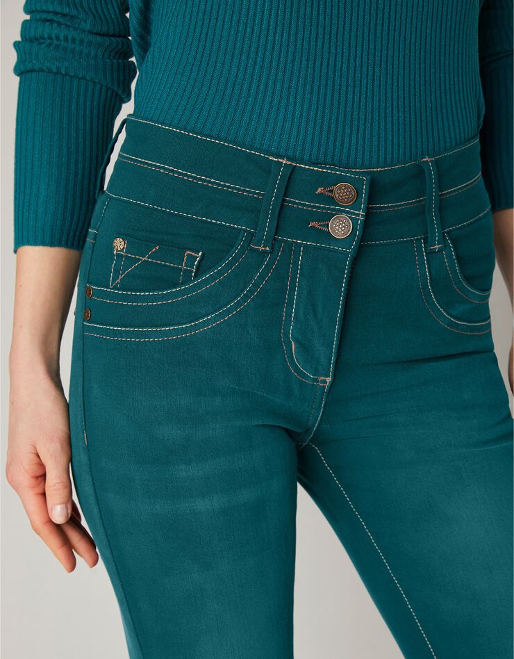 Gekleurde stretchjeans in bootcut model, smaragd Gekleurde stretchjeans in bootcut model, smaragd, hi-res image number 4