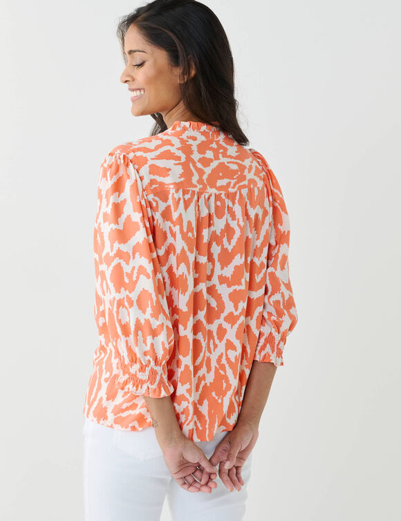 Blouse bicolore col tunisien, manches coudes smock&eacute;es (corail / beige)