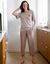 Pyjama ray&eacute; pantacourt, manches courtes (taupe chin&eacute;)