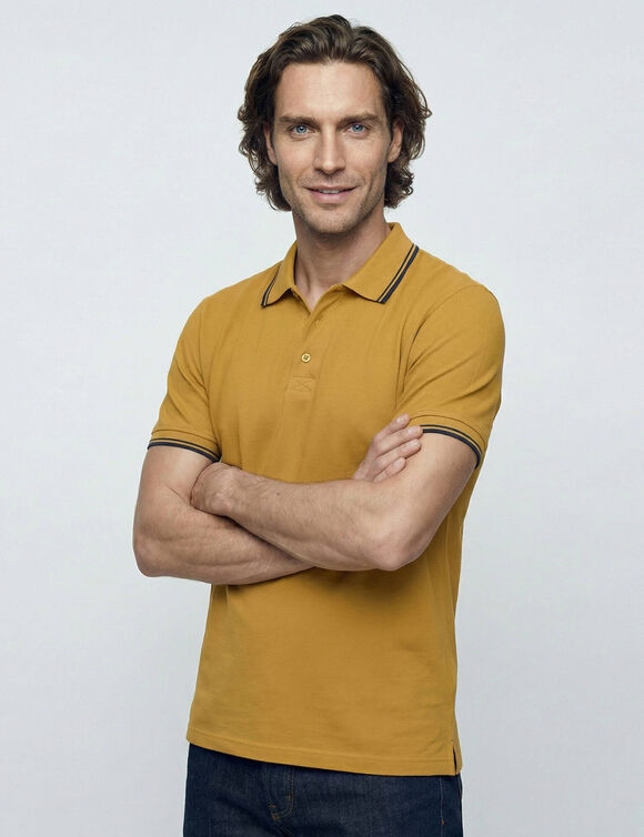 Polo uni maille piqu&eacute;e manches courtes (miel)