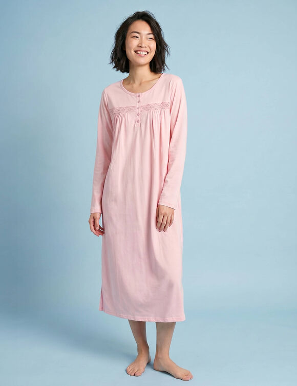 Effen lang nachthemd met knoopkraag en lange mouwen, speciaal voor kleine maten (roze)