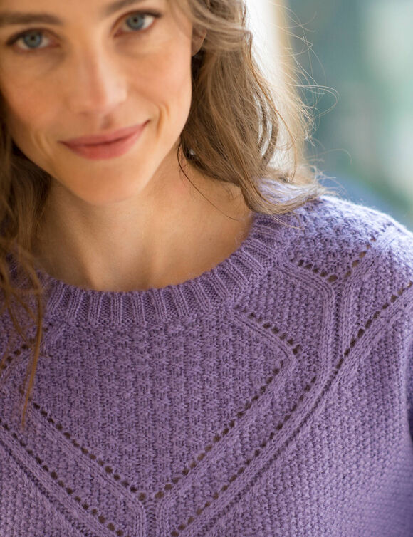 Pull col rond en maille fantaisie (parme)