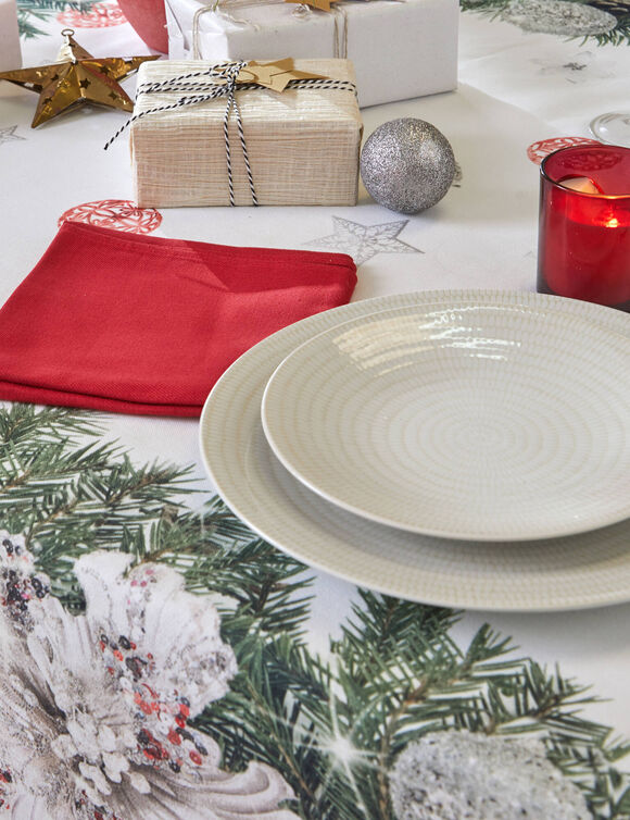 Vlekwerend tafellaken met kerstkransprint (groen / rood)