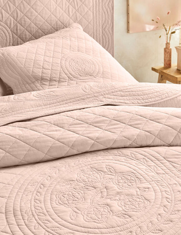 Couvre-lit uni style boutis Cassandre  (rose th&eacute;)
