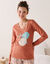 T-shirt de pyjama manches longues imprim&eacute; "feuillage" (terracotta)