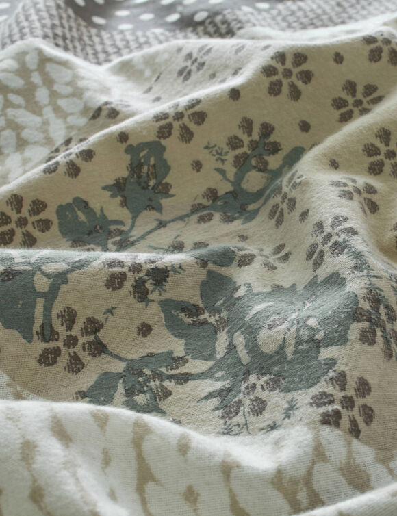 Linge de lit Lovely en flanelle imprim&eacute; coeurs  (beige / vert)