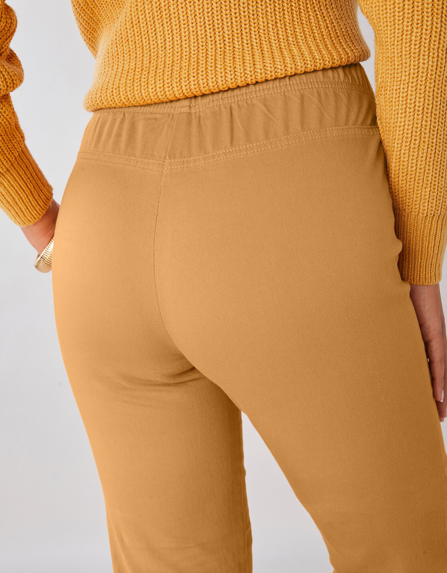 Modellerende broek met 