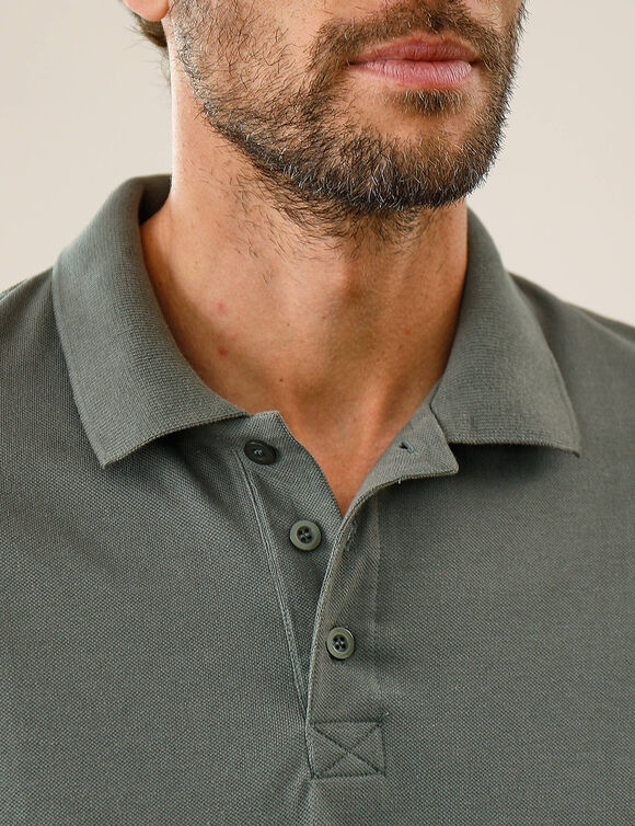 Polo uni maille piquée manches courtes (vert grisé)