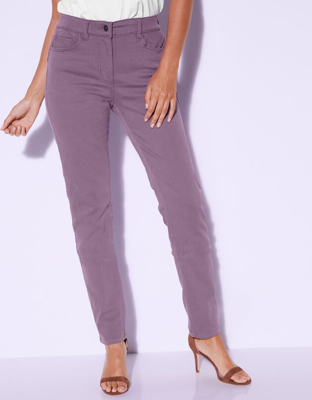 Gekleurde jeans met push-up effect, nauwsluitend model - grote lengte (violine)