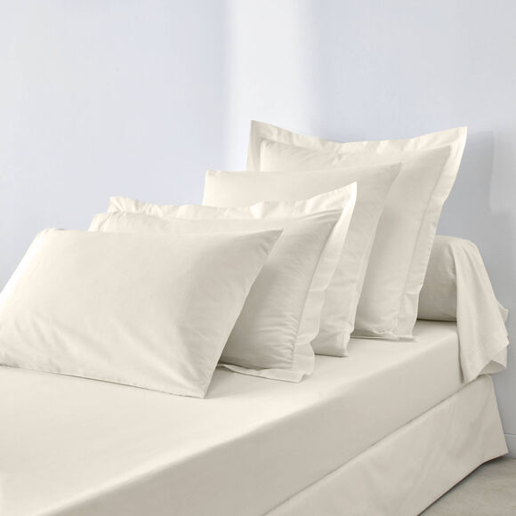 Effen hoeslaken in polyester-katoen, hoekdiepte 32 cm (ecru)