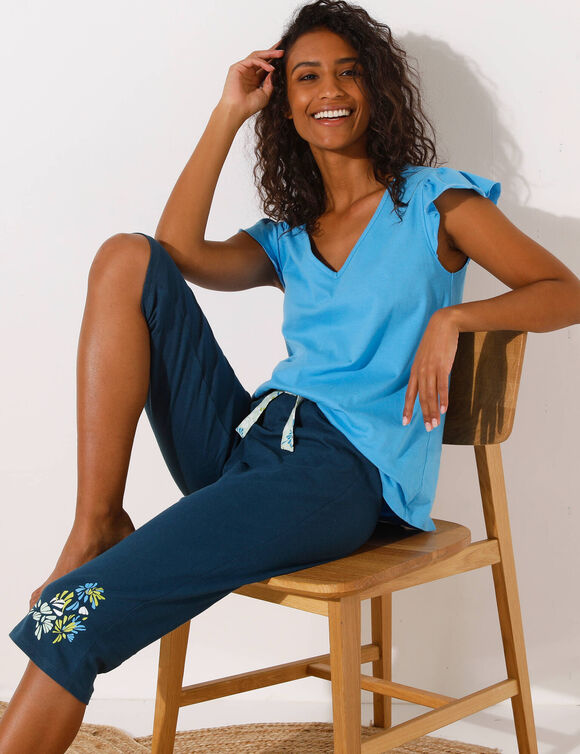 3/4-pyjamabroek met geplaatste bloemblaadjesprint (donkerblauw)