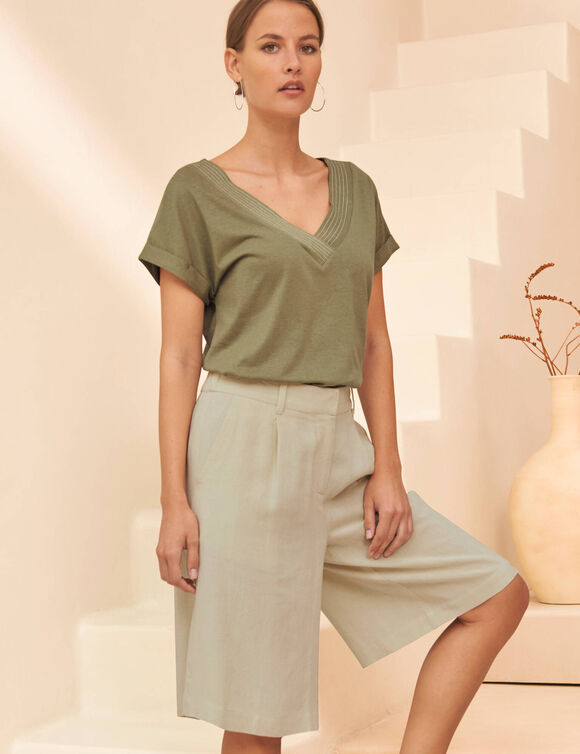 T-shirt col V, manches courtes (kaki)