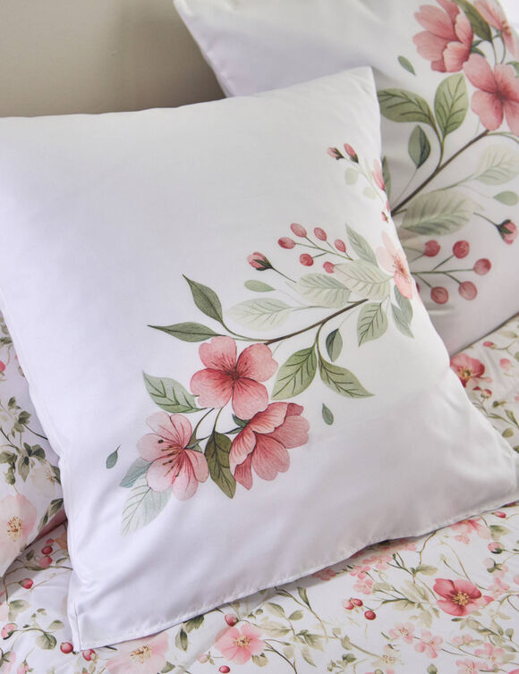 Couvre-lit matelass&eacute; Eglantine imprim&eacute; fleuri (rose)