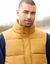 Mouwloos en gematelasseerd donsjack met rits (karamel)