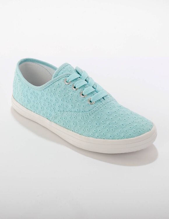 Tennis en toile brodée (bleu)