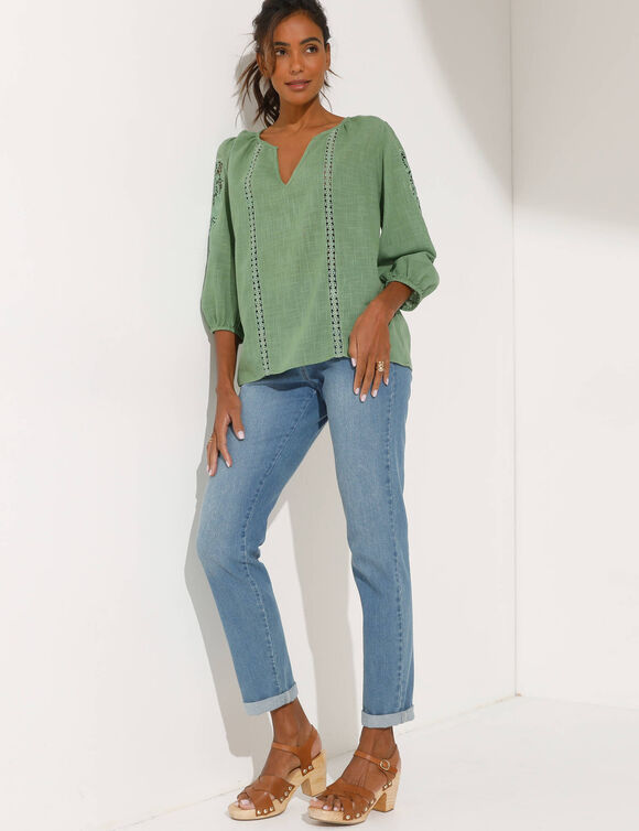 Blouse unie macramé, manches brodées (kaki)
