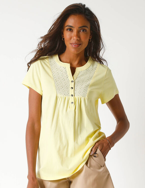 T-shirt col tunisien manches courtes, broderie anglaise (jaune)