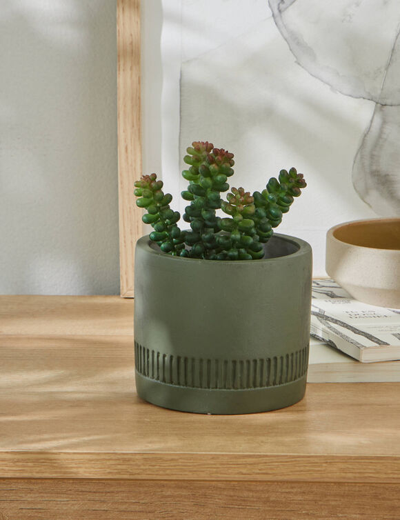 Groene kunstplant en pot in cement (groen)