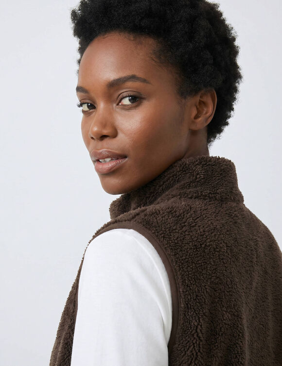 Veste zipp&eacute;e col montant, sans manches, maille polaire (chocolat)