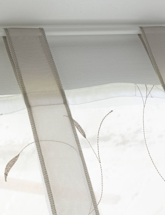 Store met fijne bladerenprint (grijs / wit)