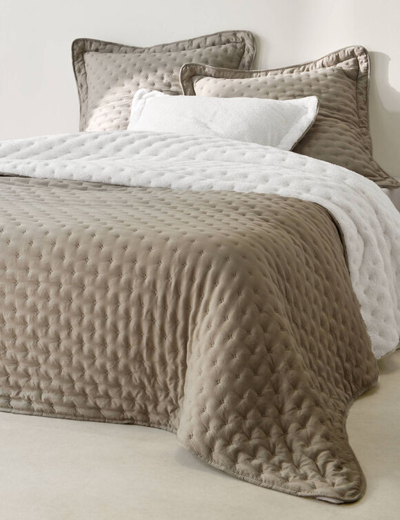 Couvre-lit réversible microfibre matelassée/sherpa (beige)