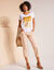 T-shirt in fifties model met arty print, jerseytricot (saffraangeel)