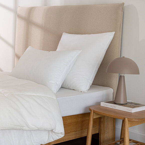 Oreiller sensation duvet confort m&eacute;dium (blanc)