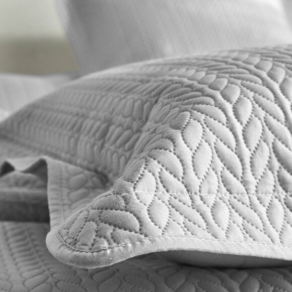 Couvre-lit matelassé microfibre motif géométrique (gris perle)