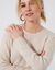 Trui in patenttricot met uitlopend model met zachte touch (ecru)