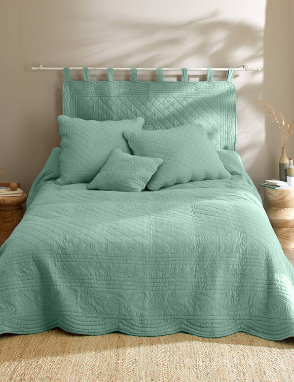 Effen bedsprei in boutissprei-stijl Cassandre (groen)