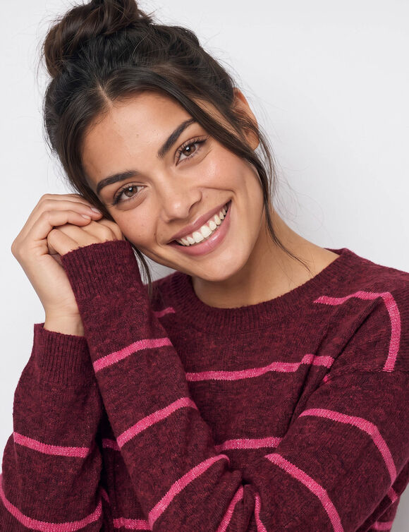 Robe pull ray&eacute;e (bordeaux / rose)