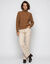 Pull col roul&eacute; en maille fantaisie (noisette)