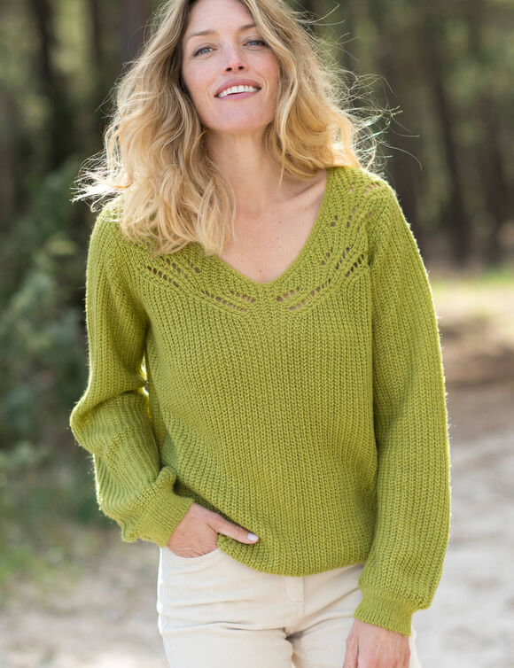 Trui met V-hals, patenttricot met ajour (mosgroen)