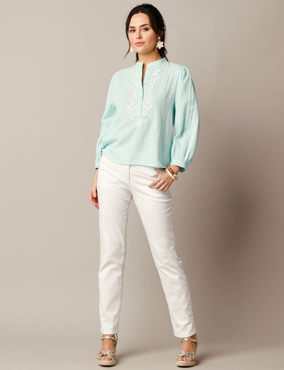 Blouse brodée, double gaze de coton (vert / écru)