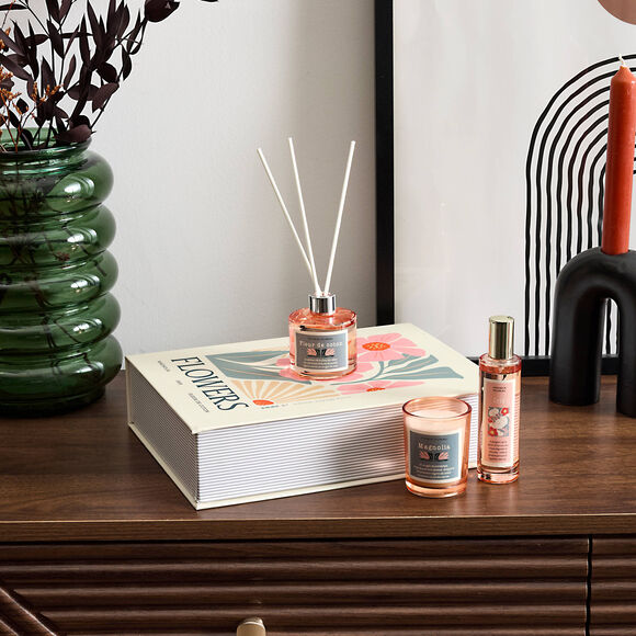 Box met geurkaars en huisparfums (roze)