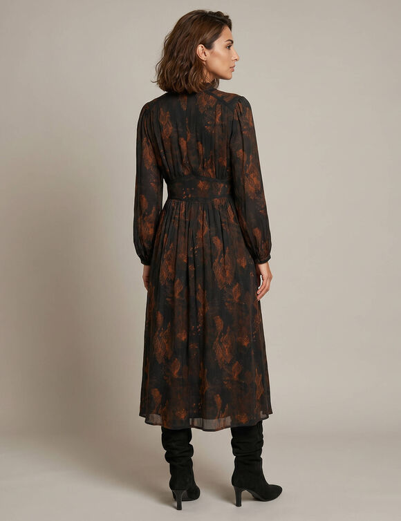 Robe longue col montant, cr&eacute;pon imprim&eacute; python (noir)