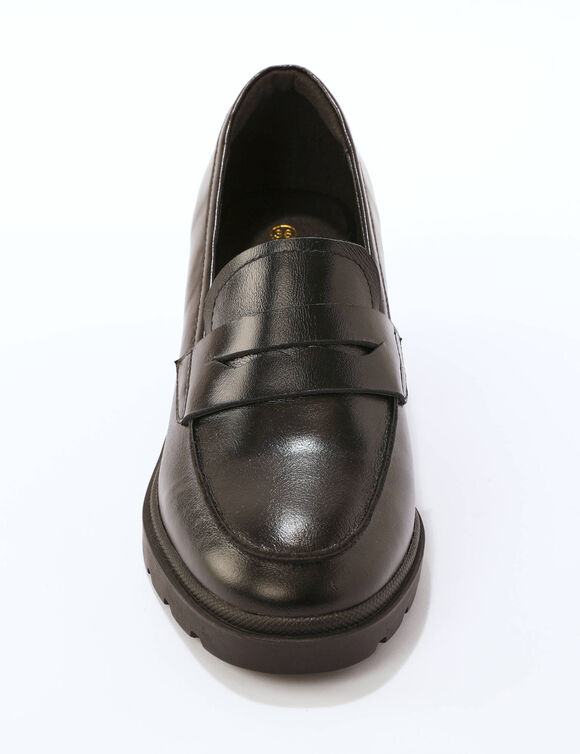 Leren mocassins met hak, gekartelde zool (zwart)