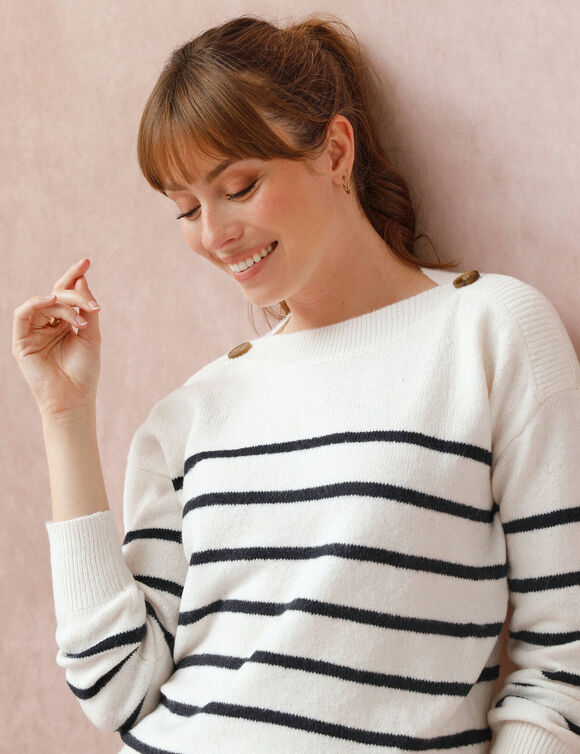 Pull col bateau rayé, épaules boutonnées (écru / marine)