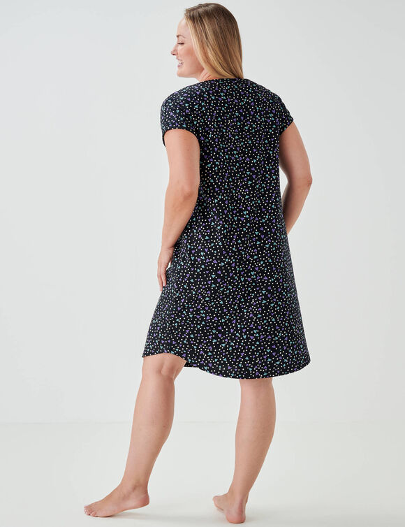 Chemise de nuit coton imprim&eacute; "coeurs" (noir)