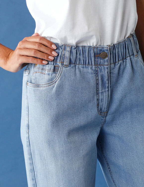 Comfortabele stretchjeans in 'mom' model, elastische taille (bleached)