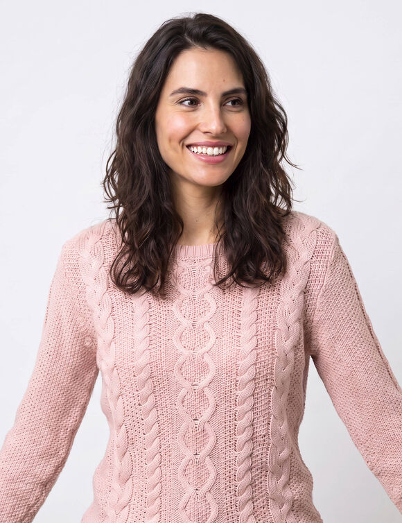 Pull col rond, maille torsad&eacute;e (rose poudr&eacute;)