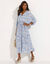 Robe longue imprimée, crépon (bleu grisé)