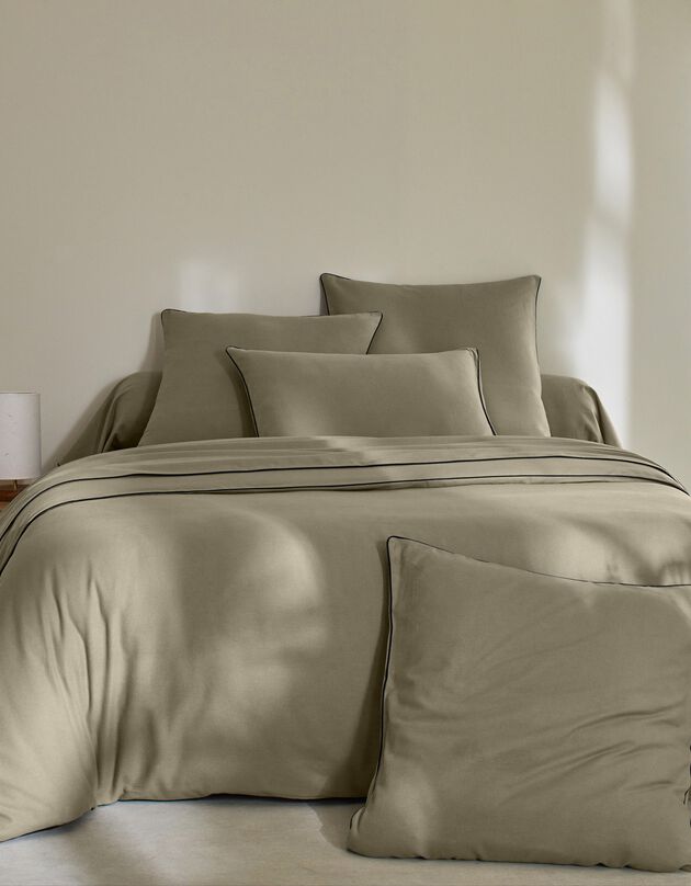 Linge de lit uni flanelle passepoil contrasté, collection "Intemporelle" (eucalyptus)