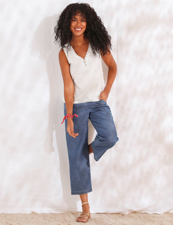 D&eacute;bardeur uni, col V macram&eacute; (&eacute;cru)