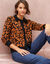 Gilet col polo, jacquard l&eacute;opard, maille moelleuse (noir / caramel)
