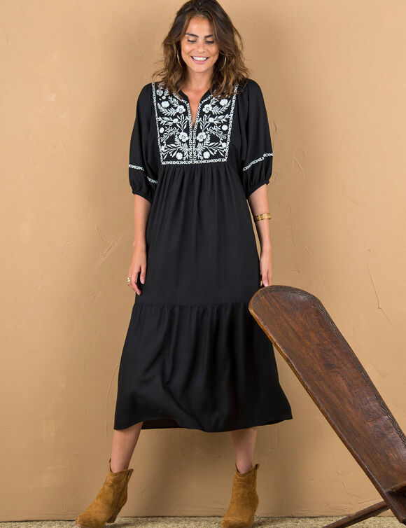 Robe longue manches coudes, broderies contrastées (noir)
